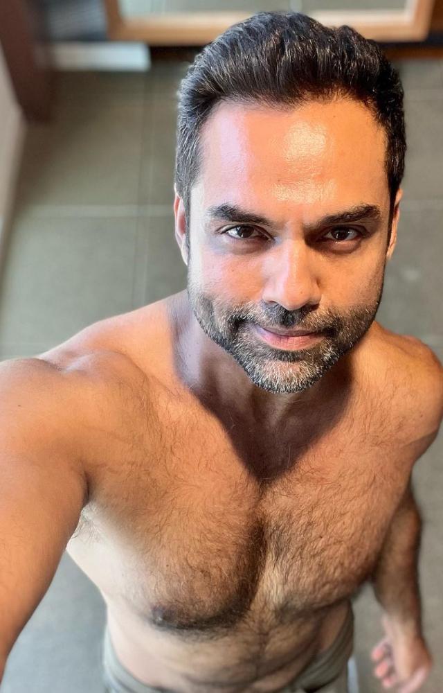 Actor Abhay Deol`s recent shirtless photo set social media ablaze, leaving fans gushing over his chiselled physique